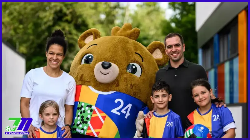 Phản ứng của fan hâm mộ về chú gấu linh vật Euro 2024