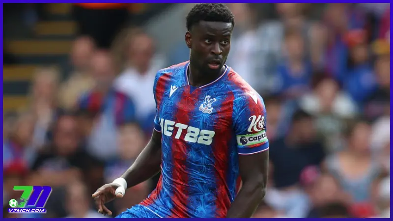 Marc Guehi trung vệ trẻ của tuyển Anh